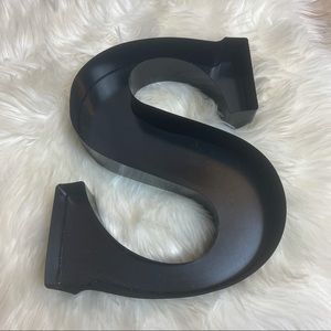 [will’s] “S” wine cork holder